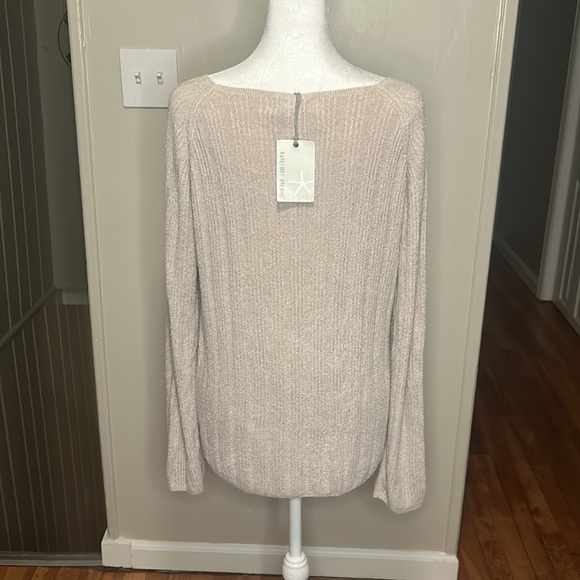 Barefoot Dreams CozyChic Lite Rib Blocked Pullover In Silver Ice NWT Size Large - Picture 8 of 12